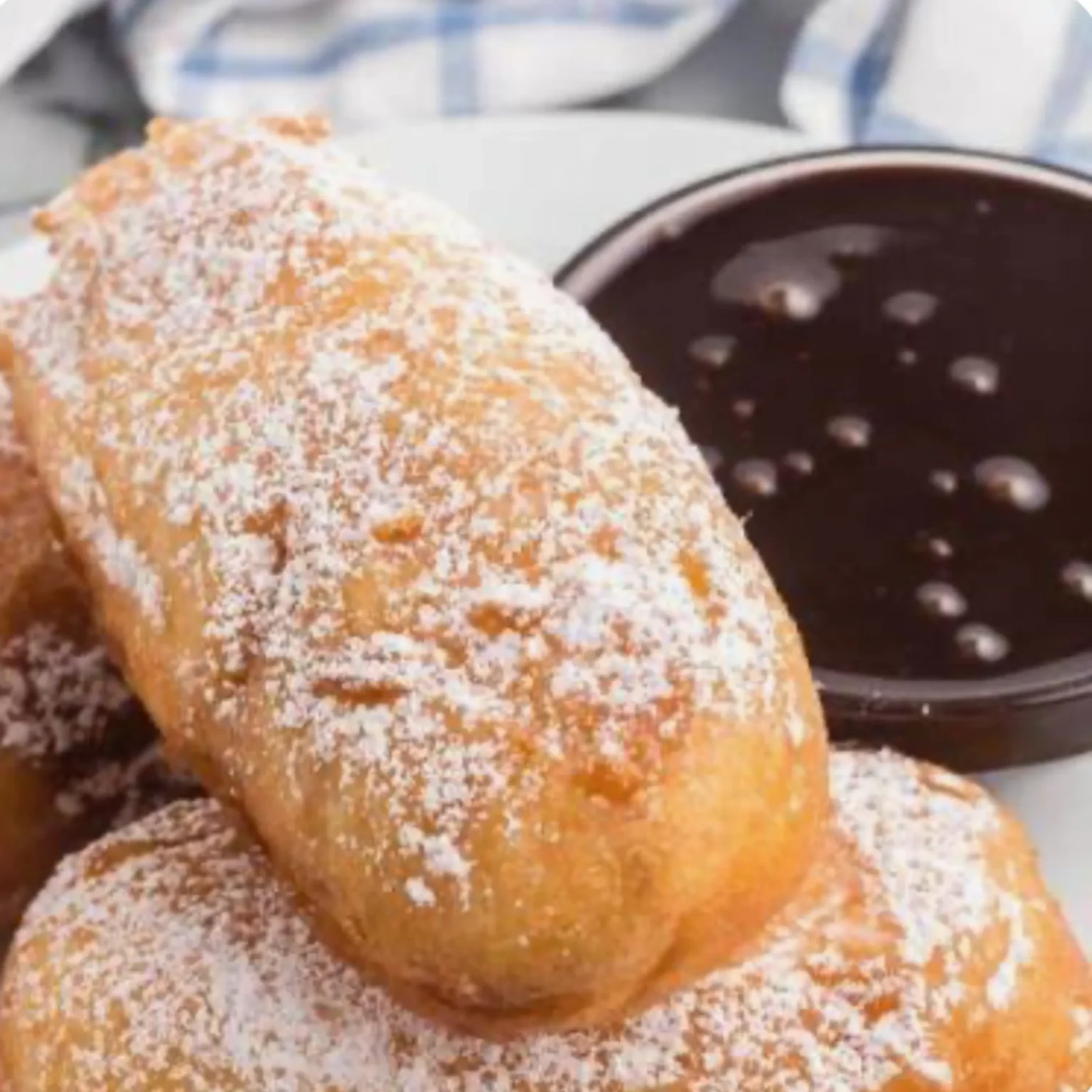 cotton-candy-clowns-deep-fried-twinkies-snickers-004