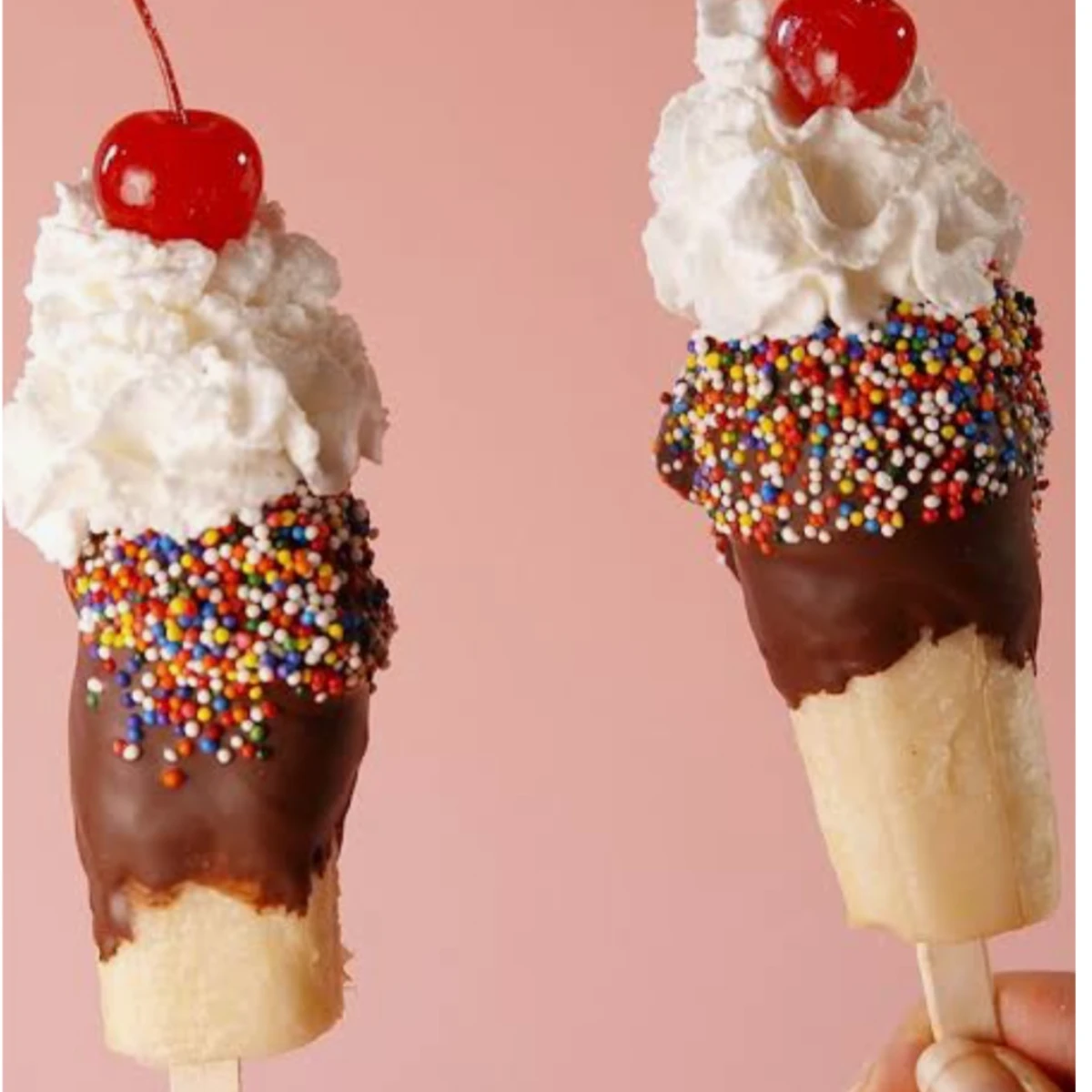 cotton-candy-clowns-frozen-banana-pops-002
