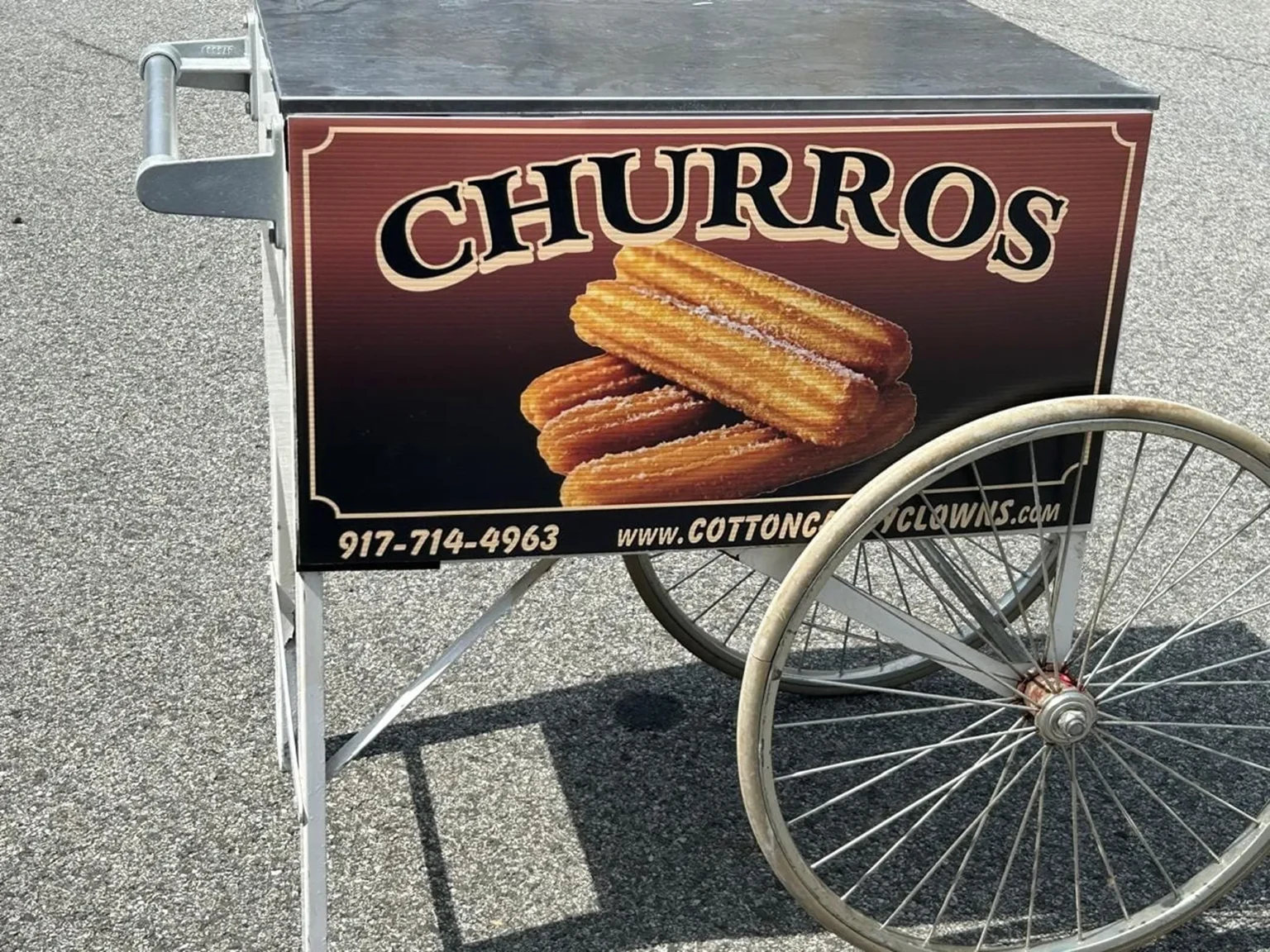 cotton-candy-clowns-churro-cart-001